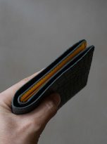 Ví da cá sấu nhập khẩu, ví cá sấu Handmade màu xám phối vàng