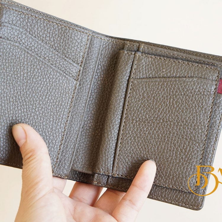 Ví Da Bò Vân Hạt Phối Da Cá Sấu. Ví Nam Dáng Đứng Màu Nâu Phối Đỏ M002