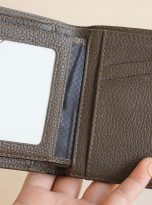 Ví Da Bò Vân Hạt Màu Nâu. Ví Da Bò Nam Dáng Đứng M004