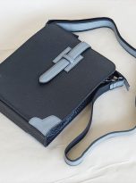 Túi Da Bò Đeo Chéo Màu Đen. Túi Xách Công Sở Nam Da Thật M018