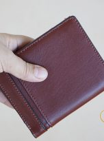 Ví Da Bò Nhập Khẩu Màu Nâu. Ví Nam Da Thật Dáng Đứng M050