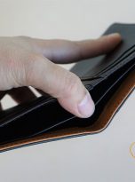 Ví Da Bò Nhập Khẩu Màu Nâu Đậm Phối Vàng. Ví Nam Da Thật Dáng Đứng M051