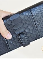 Ví Dài Da Trăn Nhập Khẩu. Ví Dài Da Thật Màu Đen M060