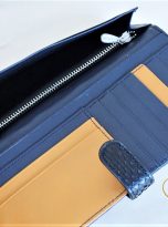 Ví Dài Da Trăn Nhập Khẩu. Ví Dài Da Thật Màu Đen M060