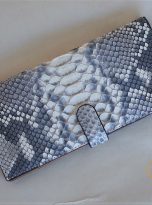 Ví Dài Da Trăn Nhập Khẩu. Ví Dài Da Thật Màu Trắng M062