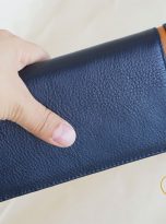 Ví Da Bò Cầm Tay Màu Xanh Navy. Ví Dài Da Thật M069