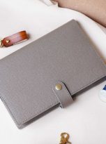 Bìa sổ da bê Epsom Handmade màu xám