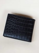 vi-da-ca-sau-chinh-hang-Sai-Gon-vi-da-that-uy-tin-Ha-Noi-Black-alligator-leather-wallet-4.jpg